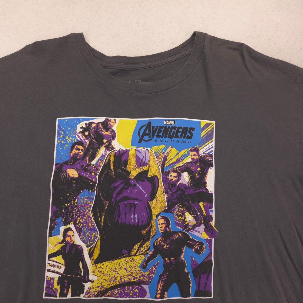 Marvel Avengers Casual Graphic Short Sleeve Shirt Adult Mens Size 2XL Gray